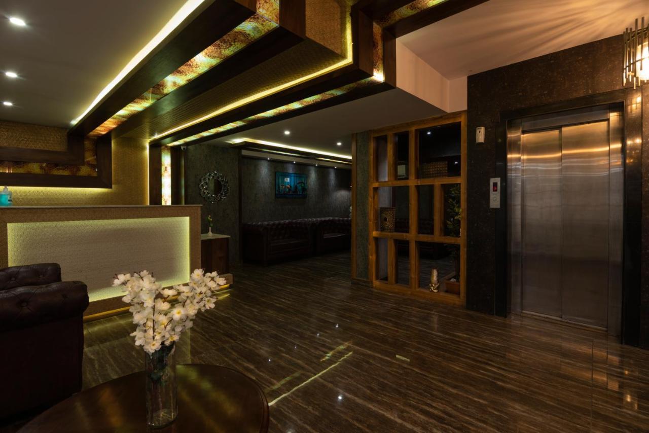 Hotel Monarch International Bengalúr Exteriér fotografie