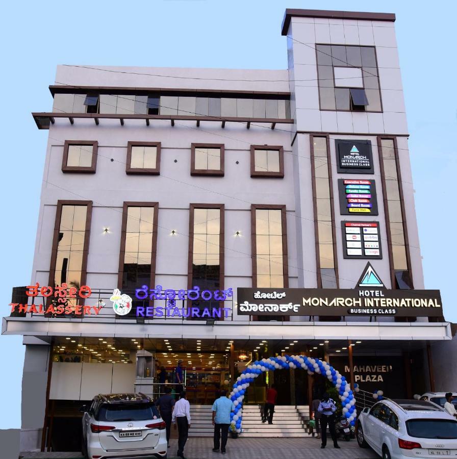 Hotel Monarch International Bengalúr Exteriér fotografie